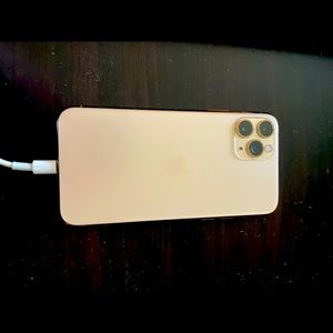 Gold iPhone 11 Pro in perfect condition